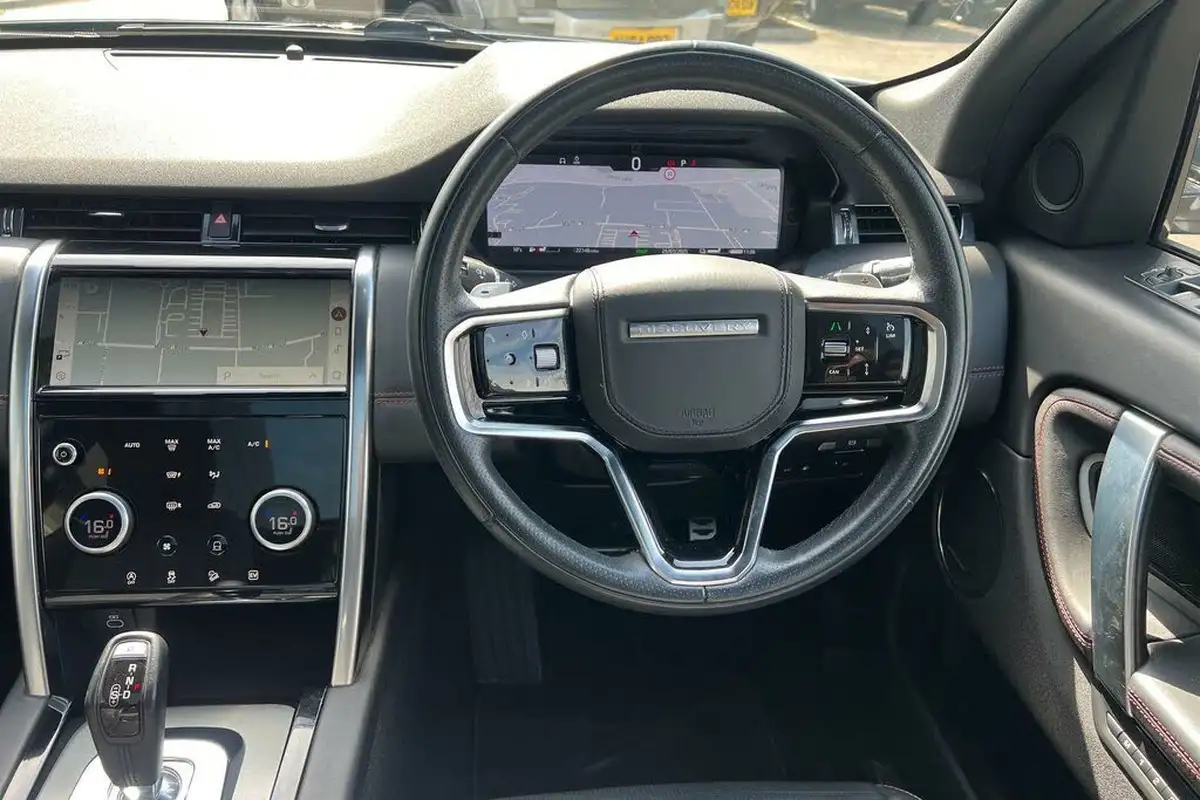 2021-land-rover-discovery-sport-15-p300e-r-dynamic-hse-big-25