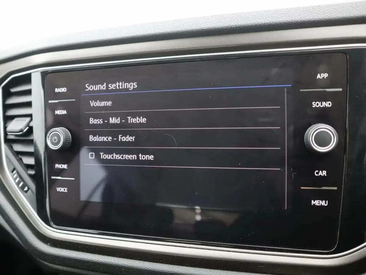 2019-volkswagen-t-roc-10-tsi-se-big-27