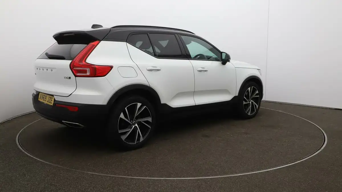 2019-volvo-xc40-20-t4-r-design-pro-awd-big-55