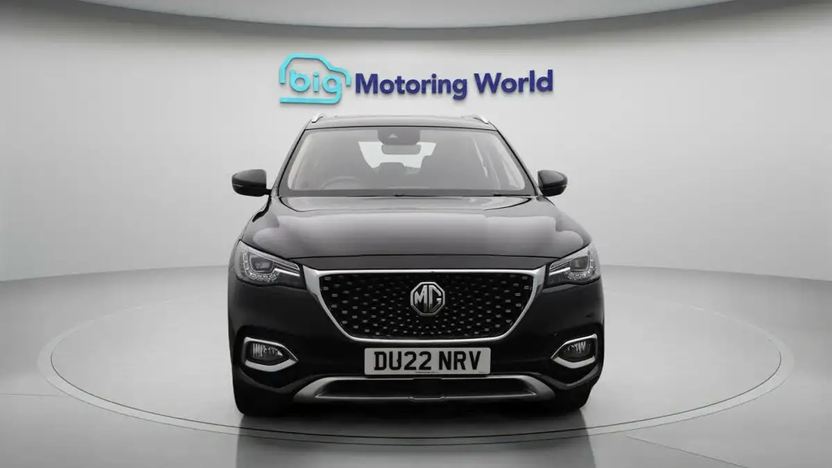 2022-mg-hs-15t-gdi-exclusive-162ps-dct-big-1