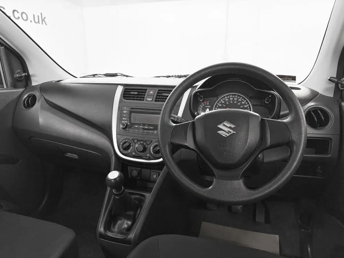 2017-suzuki-celerio-10-sz2-big-2