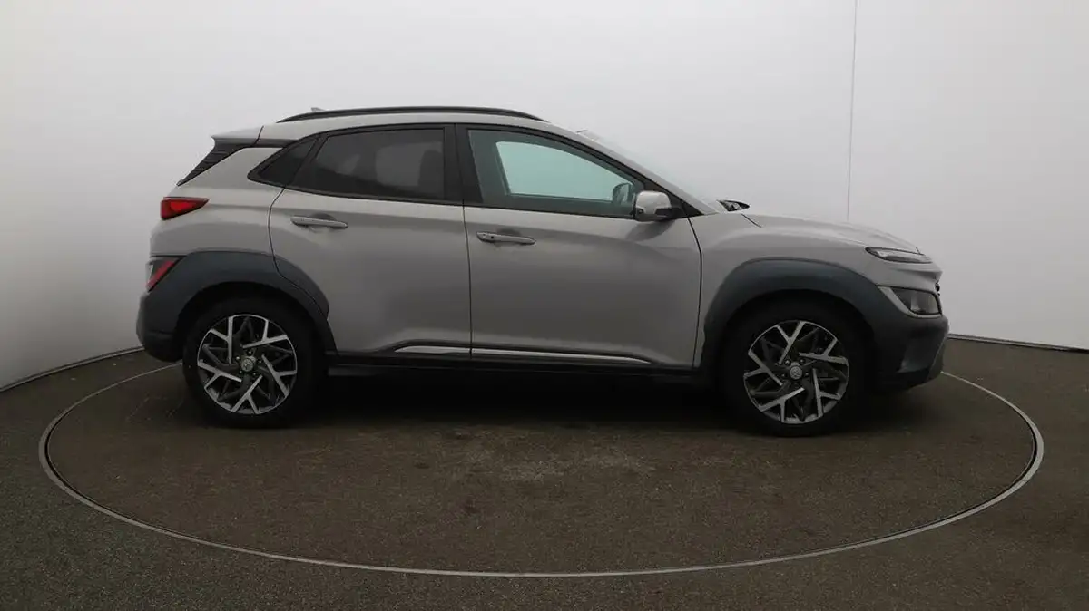 2022-hyundai-kona-16-gdi-premium-big-49
