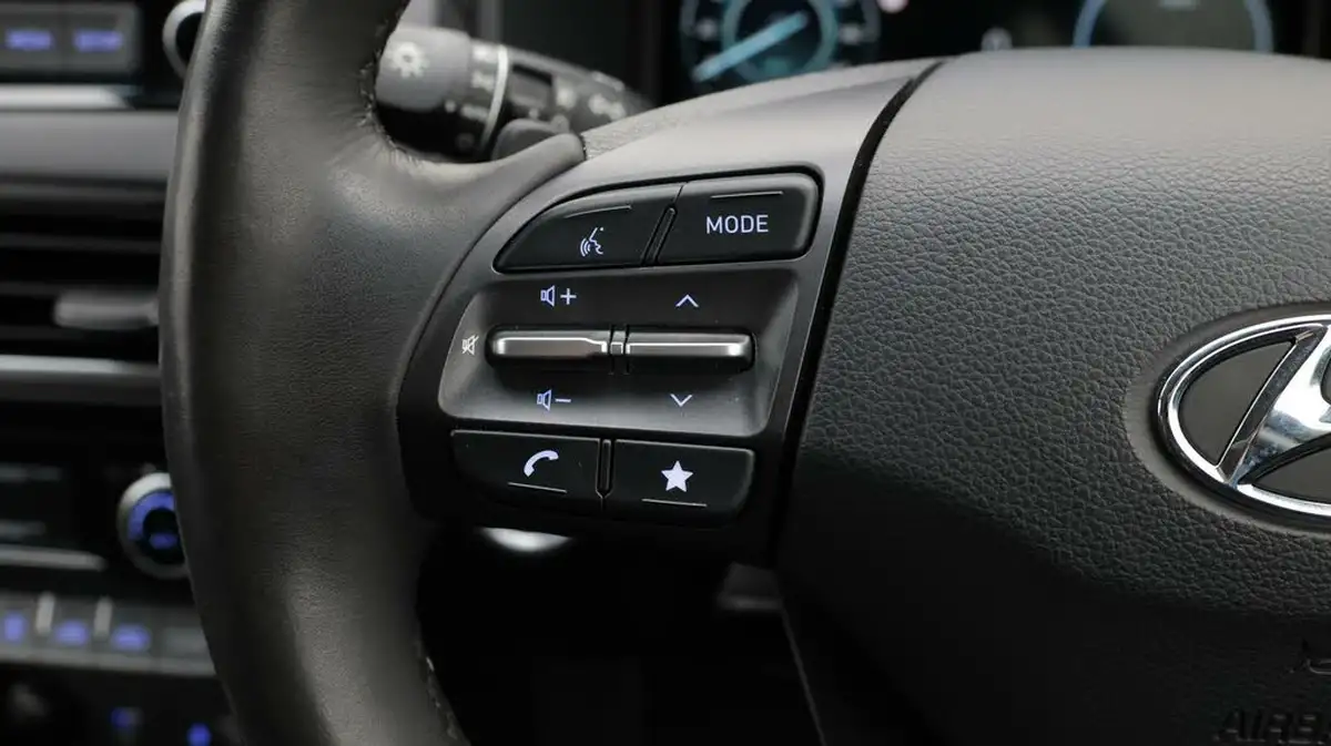 2022-hyundai-kona-16-gdi-premium-big-25