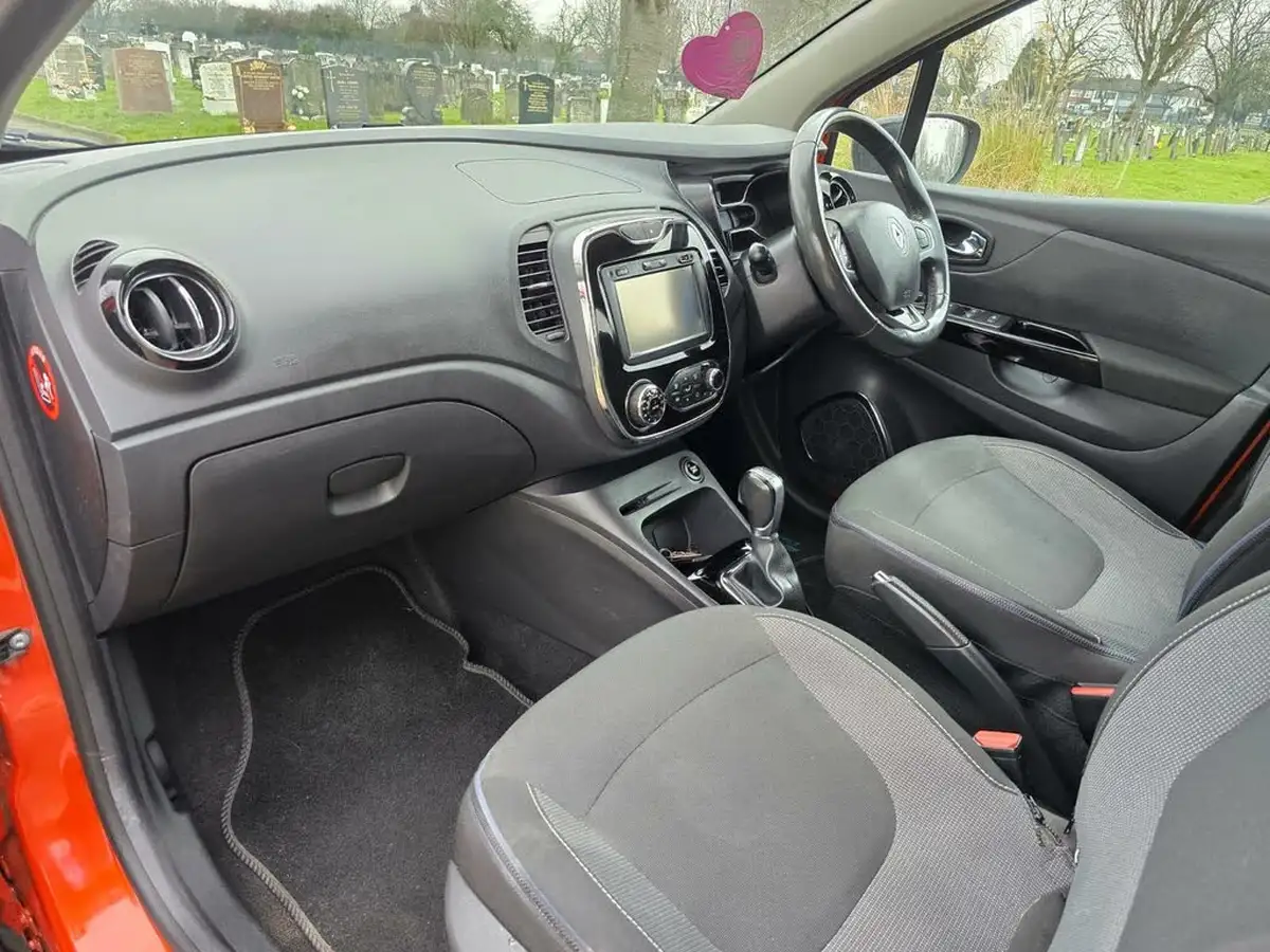 2016-renault-captur-12-dynamique-nav-big-15
