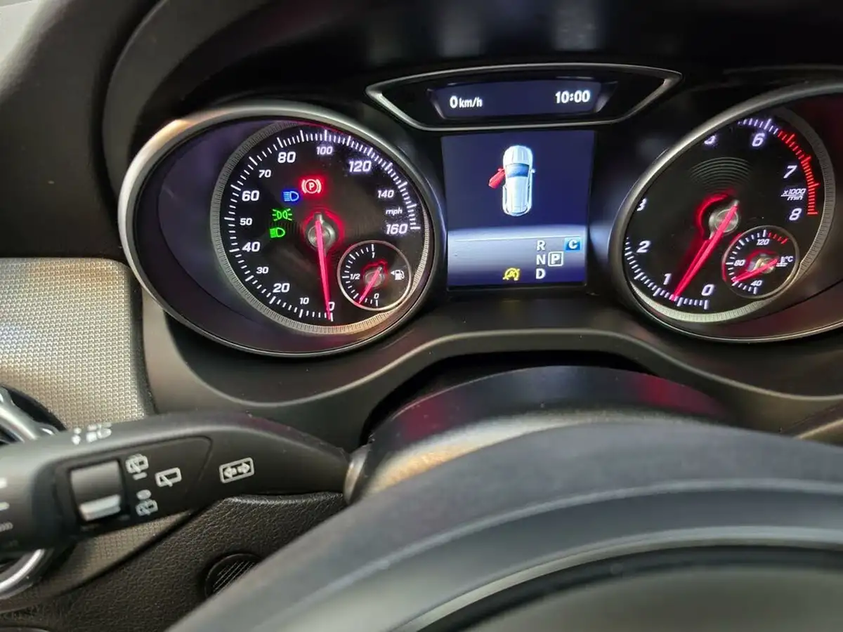 2019-mercedes-benz-gla-class-16-gla-180-urban-edition-7g-dct-big-7