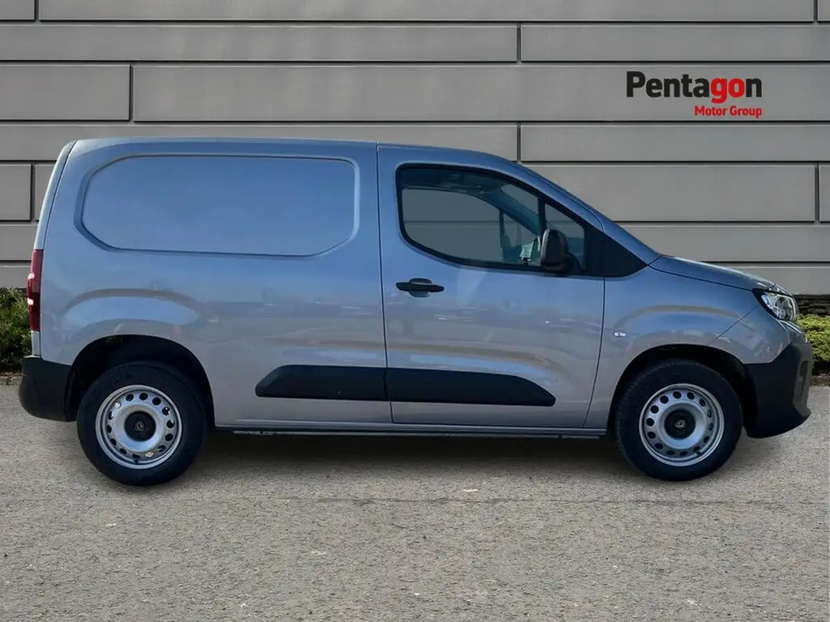 2024-peugeot-partner-15-bluehdi-professional-100pseu6d-big-12