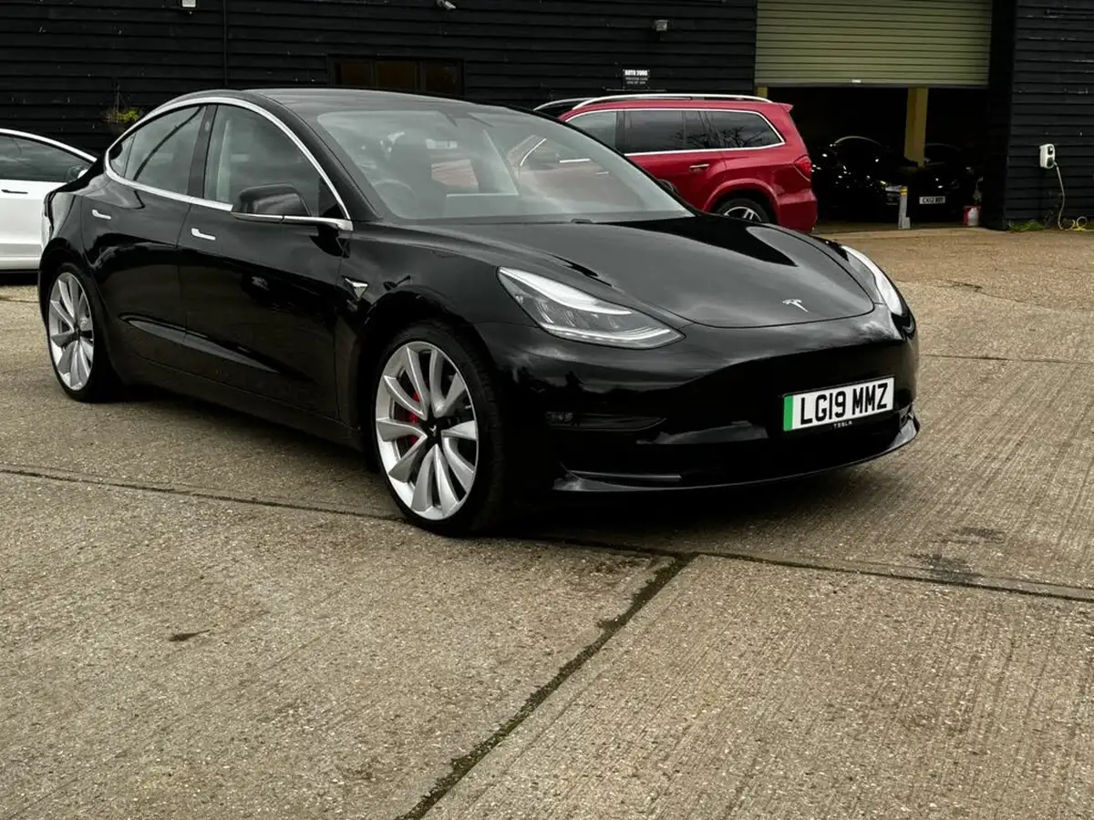 2019-tesla-model-3-e-4x4-performance-pack-big-20