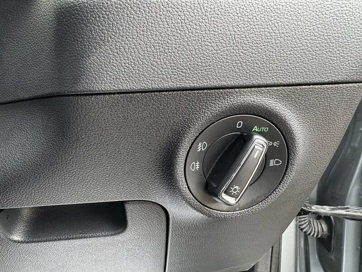 2019-skoda-karoq-15-tsi-se-l-big-18