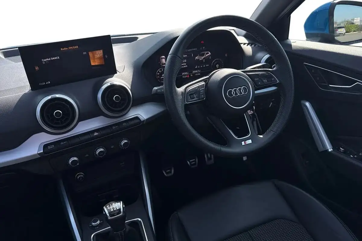2020-audi-q2-15-35-tfsi-s-line-1498cc-big-17