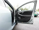 2018-volvo-v40-20td-d2-r-design-pro-small-16