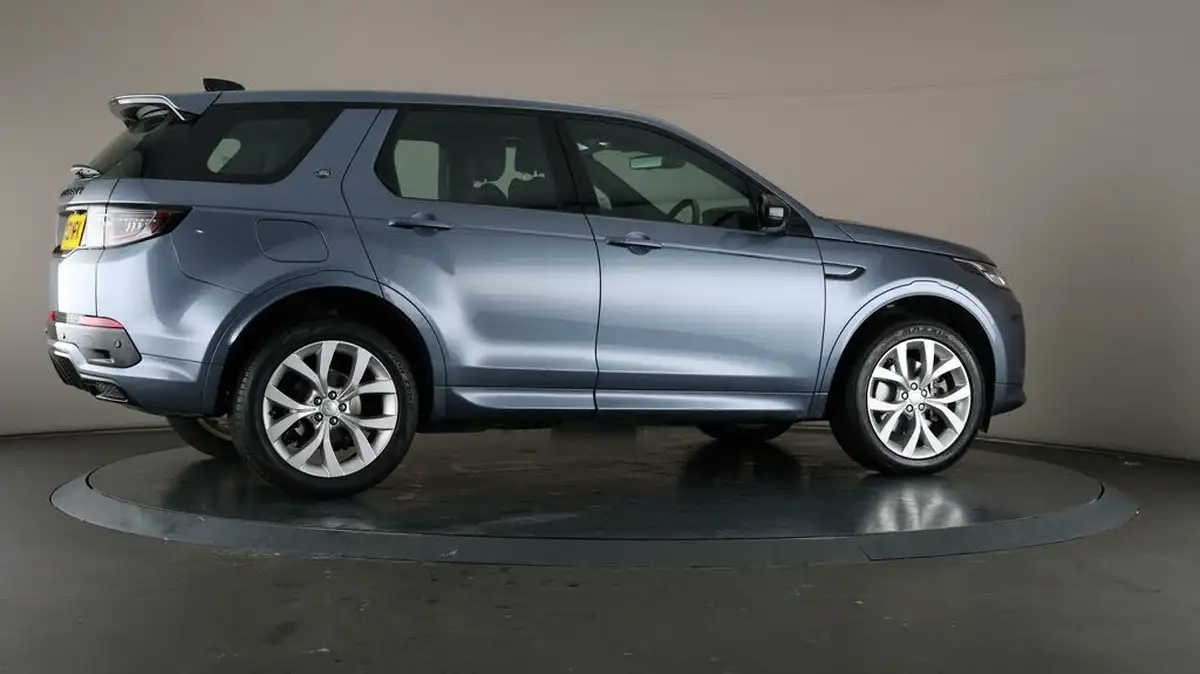 2022-land-rover-discovery-sport-20-d200-urban-edition-big-54