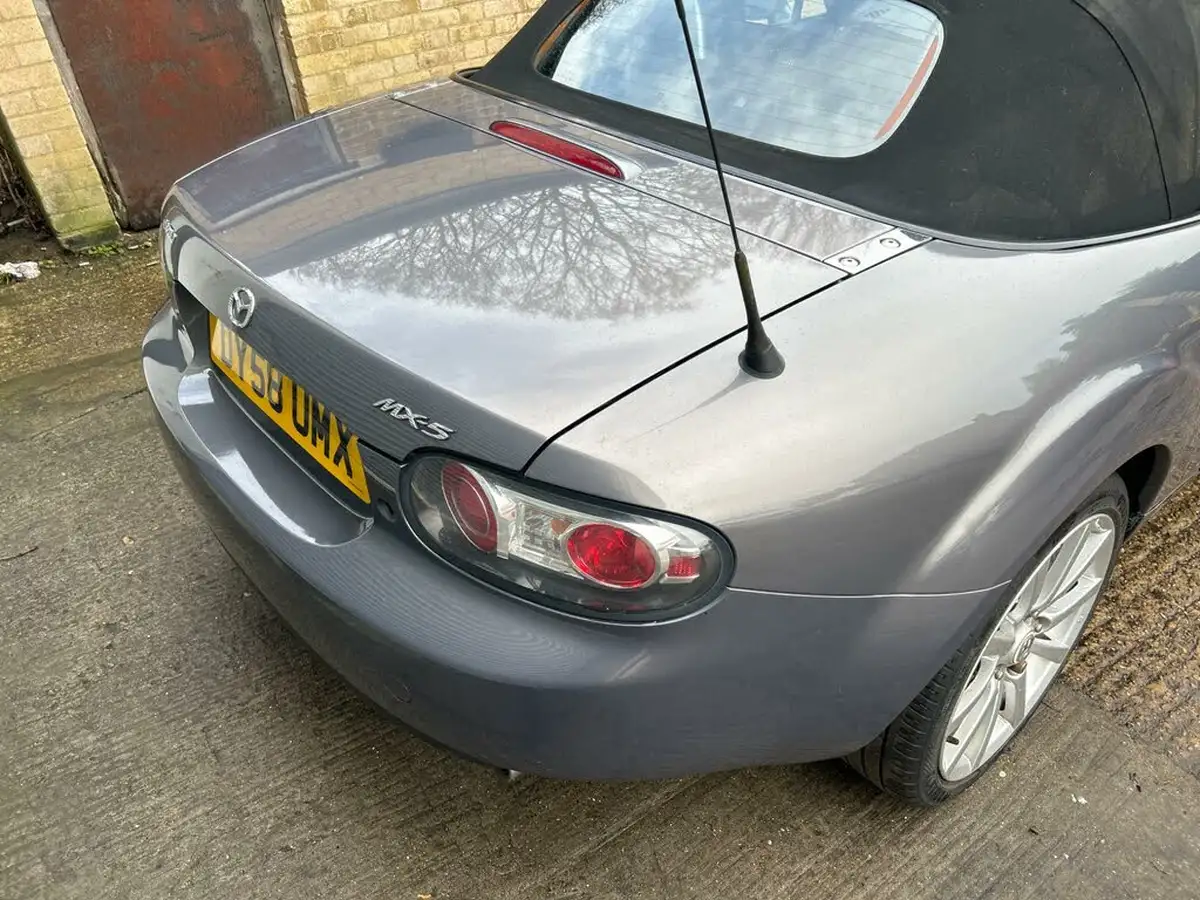 2008-mazda-mx-5-20-sport-big-15