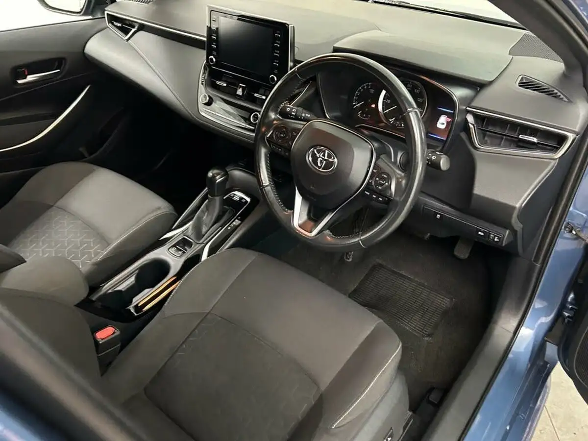 2019-toyota-corolla-18-vvt-i-icon-trk-touring-sports-5d-big-39