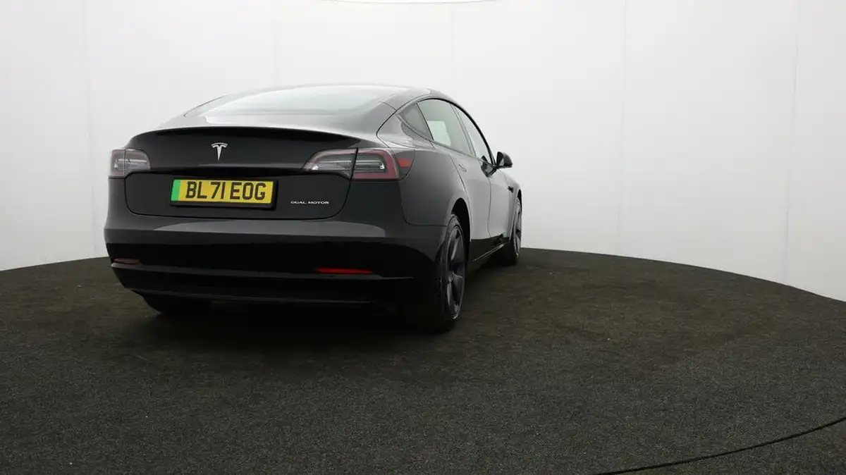 2022-tesla-model-3-e-long-range-big-75