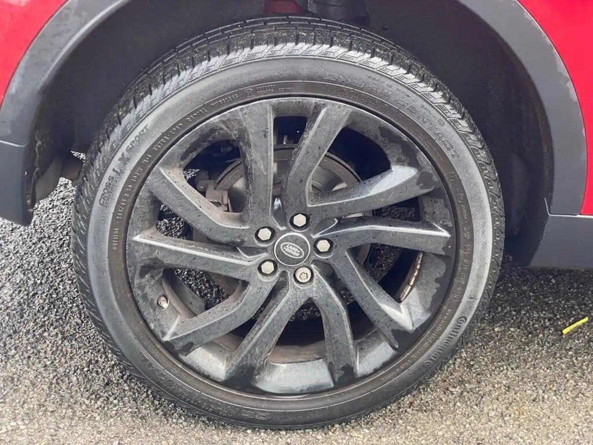 2018-land-rover-discovery-sport-20td4-hse-black-big-32