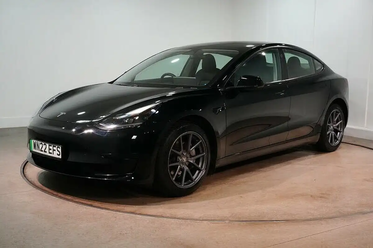 2021-tesla-model-3-e-standard-plus-big-6