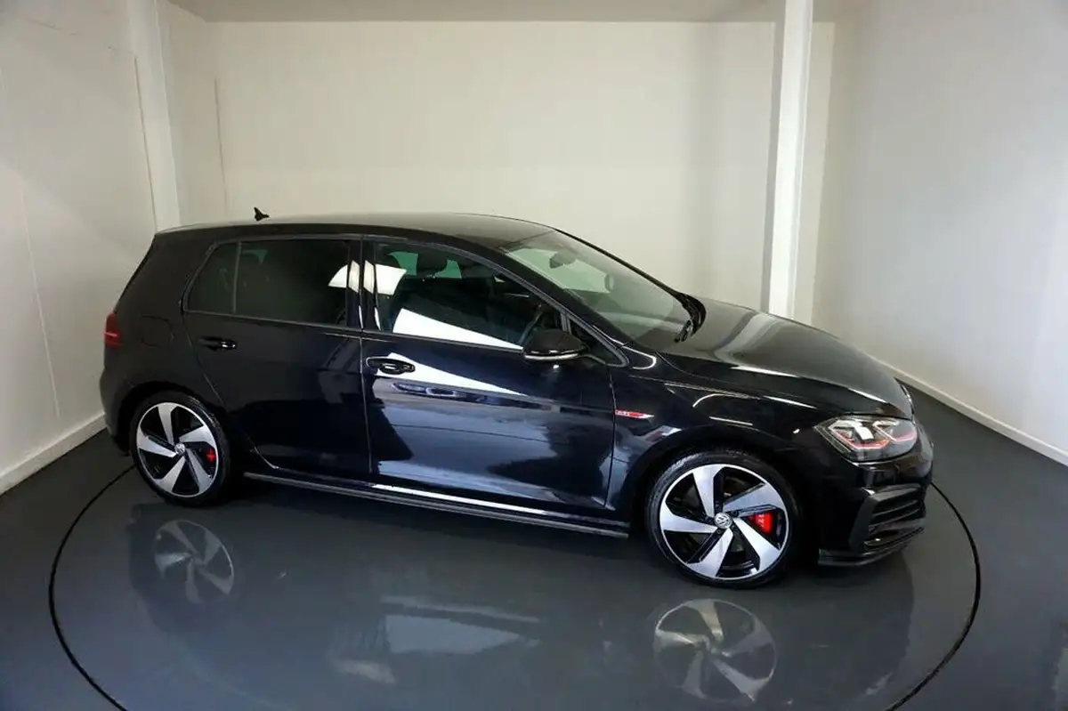 2020-volkswagen-golf-20-tsi-gti-performance-5d-dsg-big-11