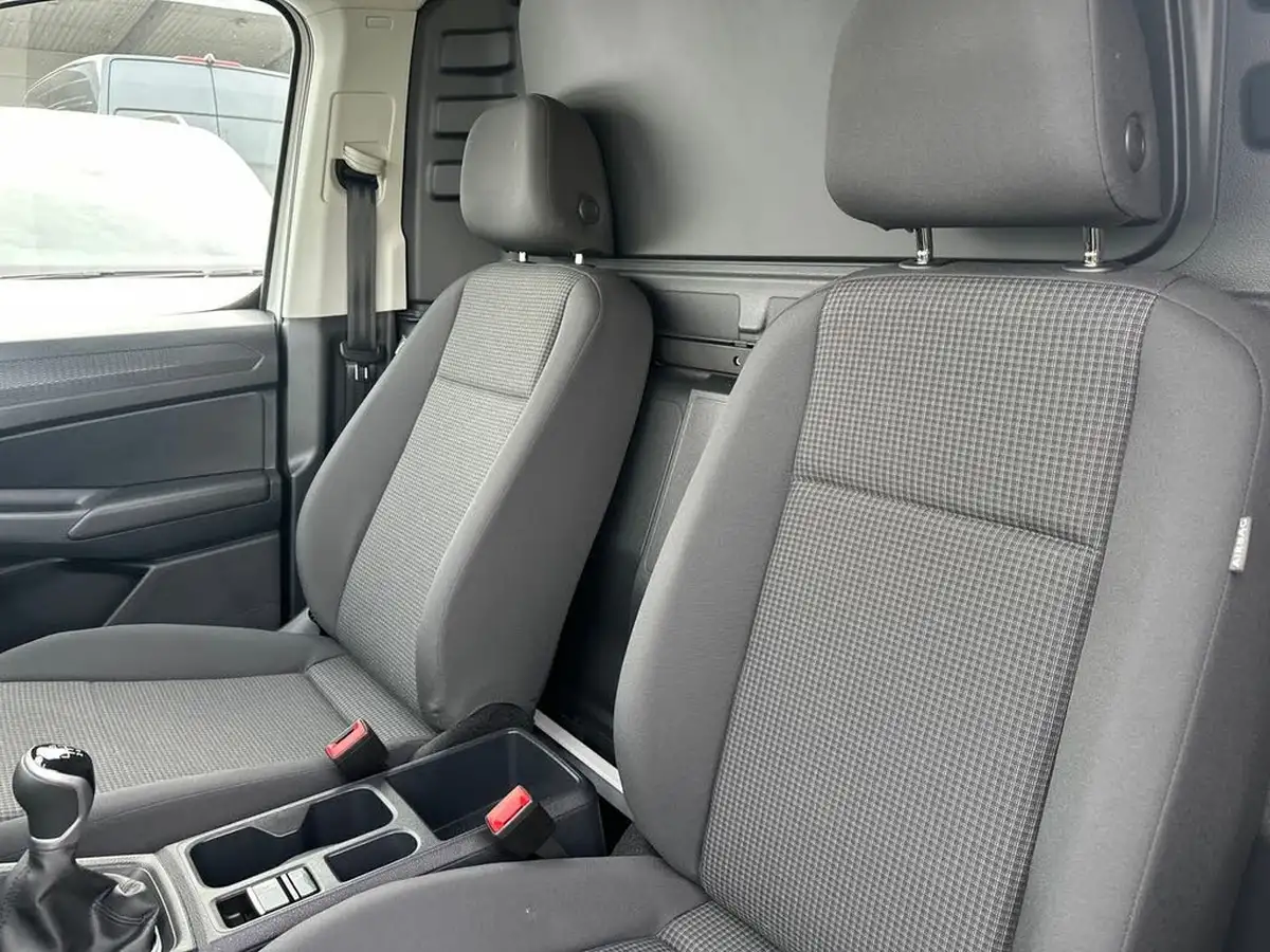 2024-volkswagen-caddy-20tdi-c20-cargo-commerce-big-26
