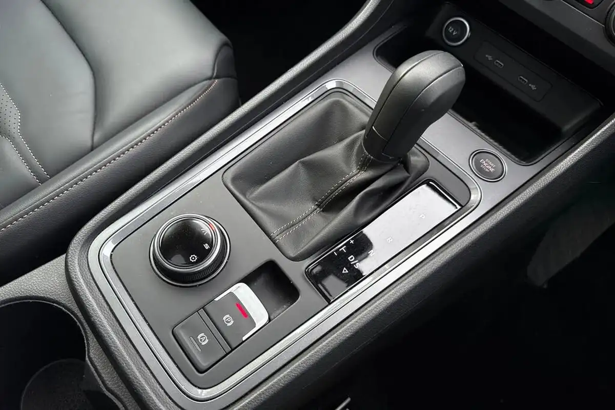 2024-cupra-ateca-15-ecotsi-v2-big-22