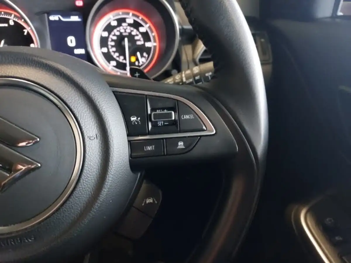 2022-suzuki-swift-12-dualjet-sz5-cvt-big-10