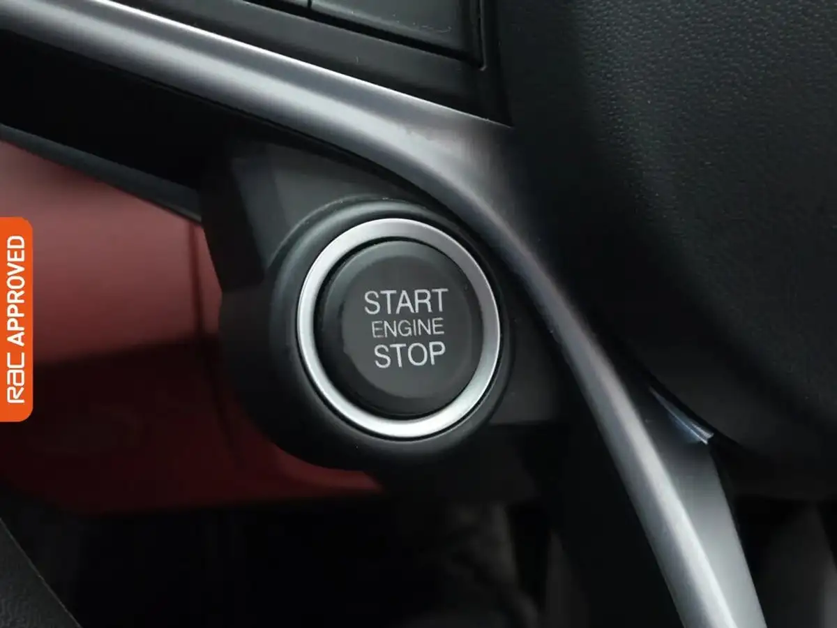 2018-alfa-romeo-giulia-20-super-big-17