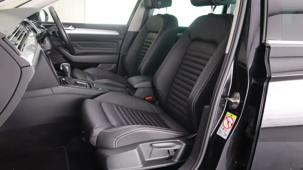2022-volkswagen-passat-15-tsi-sel-estate-5d-dsg-big-13
