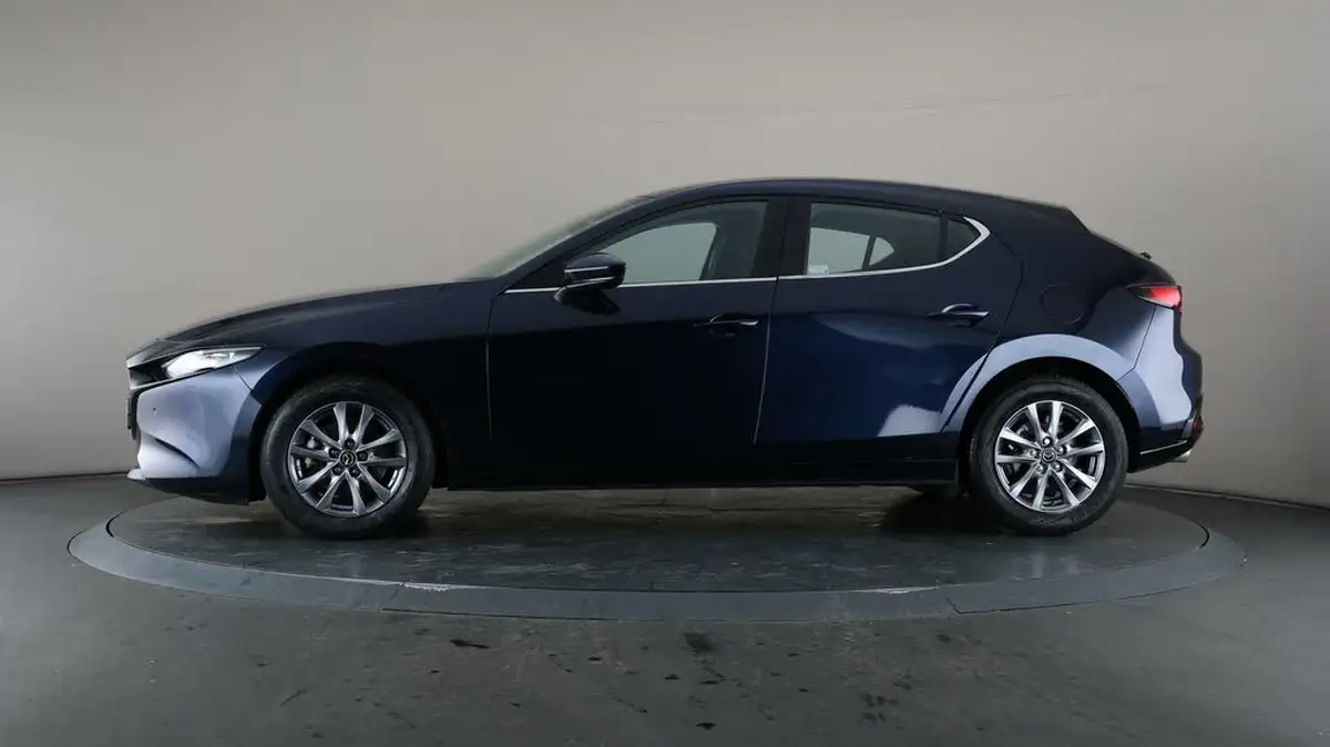 2022-mazda-mazda3-20-se-l-lux-122ps-hatchback-5d-big-36
