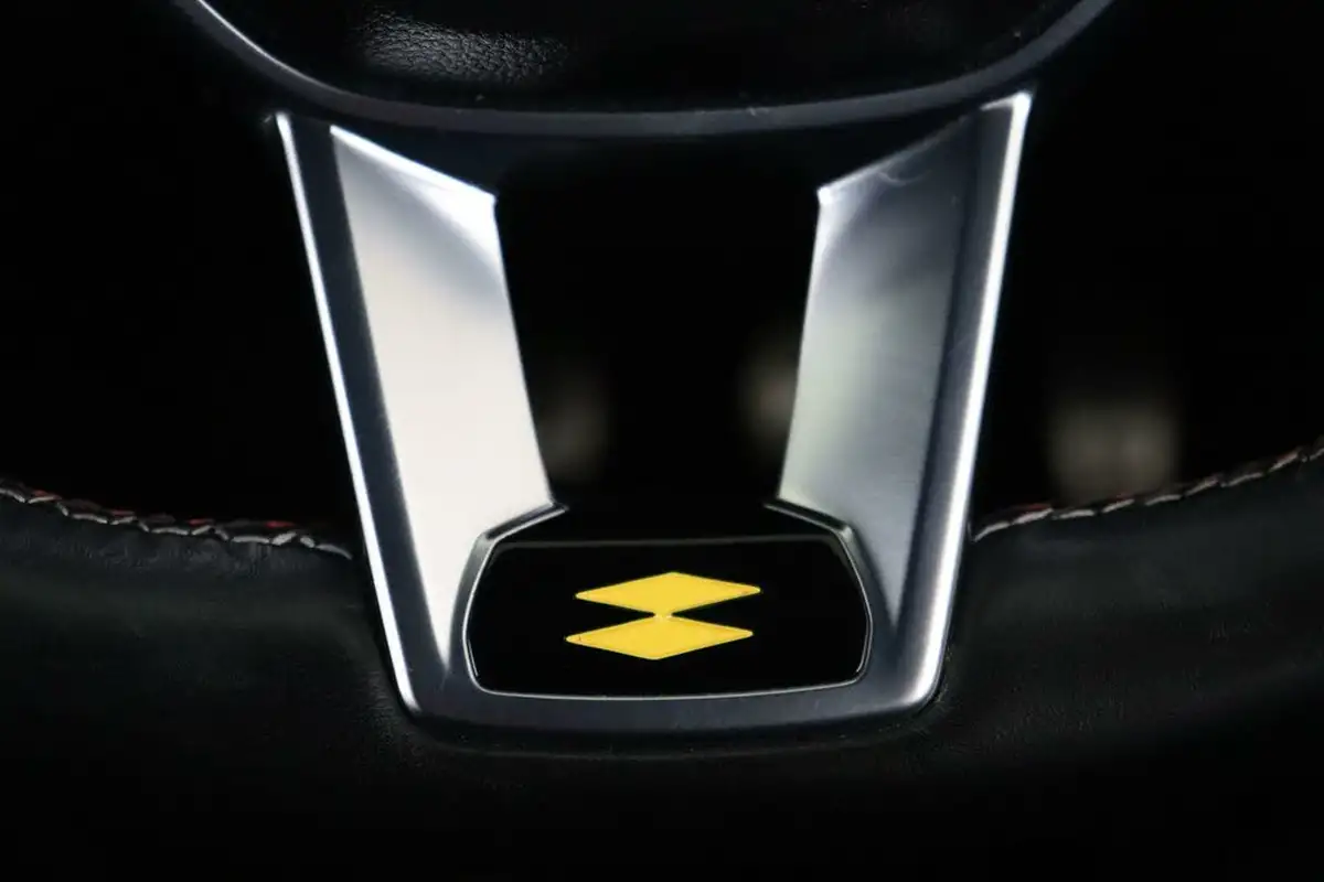 2021-renault-clio-10-tce-rs-line-100bhp-big-17