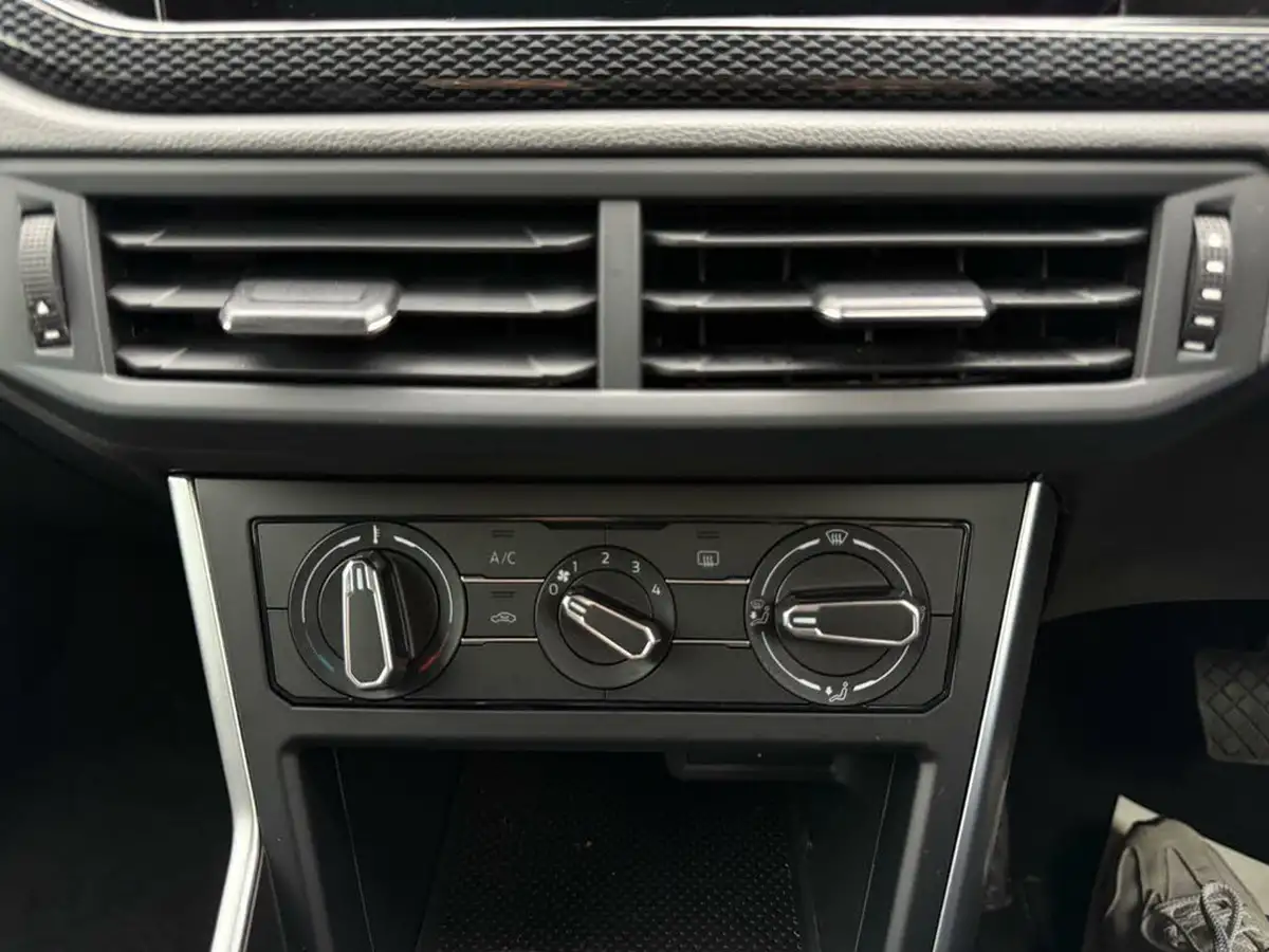 2023-volkswagen-polo-10-tsi-life-dsg-big-45