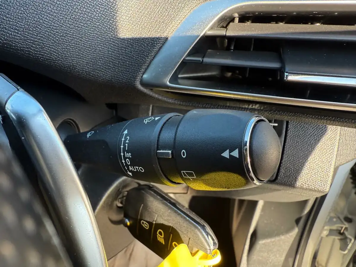 2019-peugeot-5008-suv-15-bluehdi-gt-line-eat8-big-39