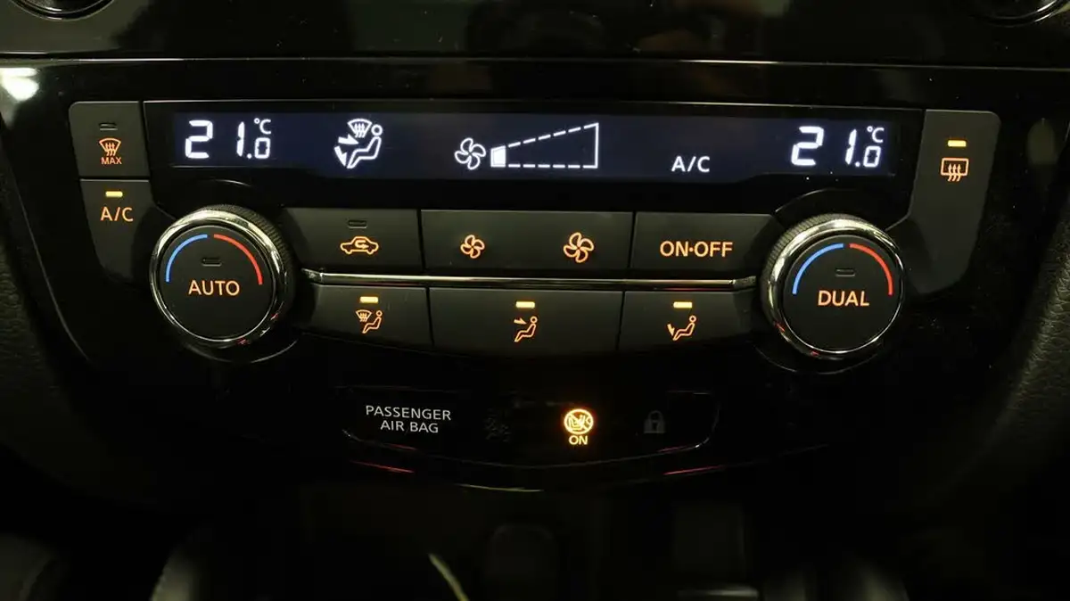 2020-nissan-qashqai-13-dig-t-n-connecta-140ps-big-11