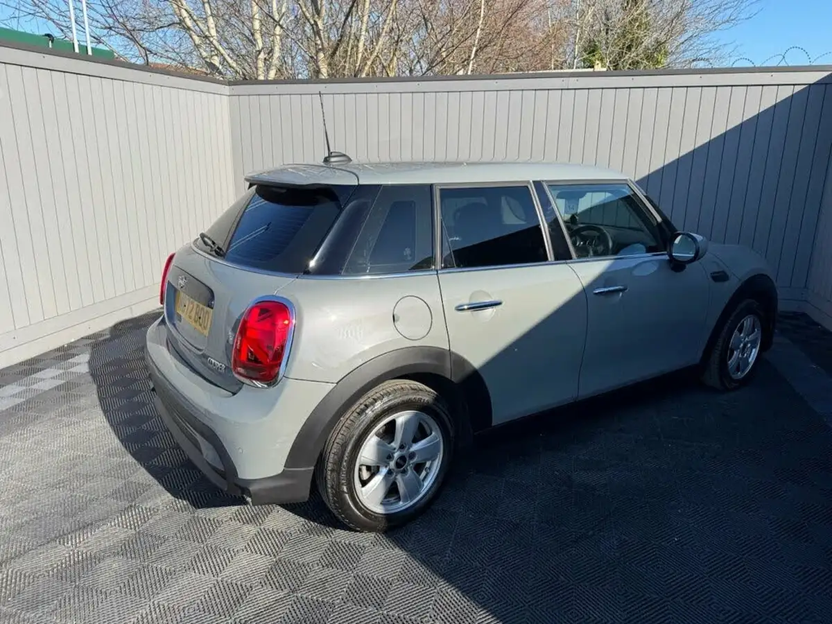 2022-mini-cooper-15-cooper-classic-premium-hatchback-5d-auto-big-11