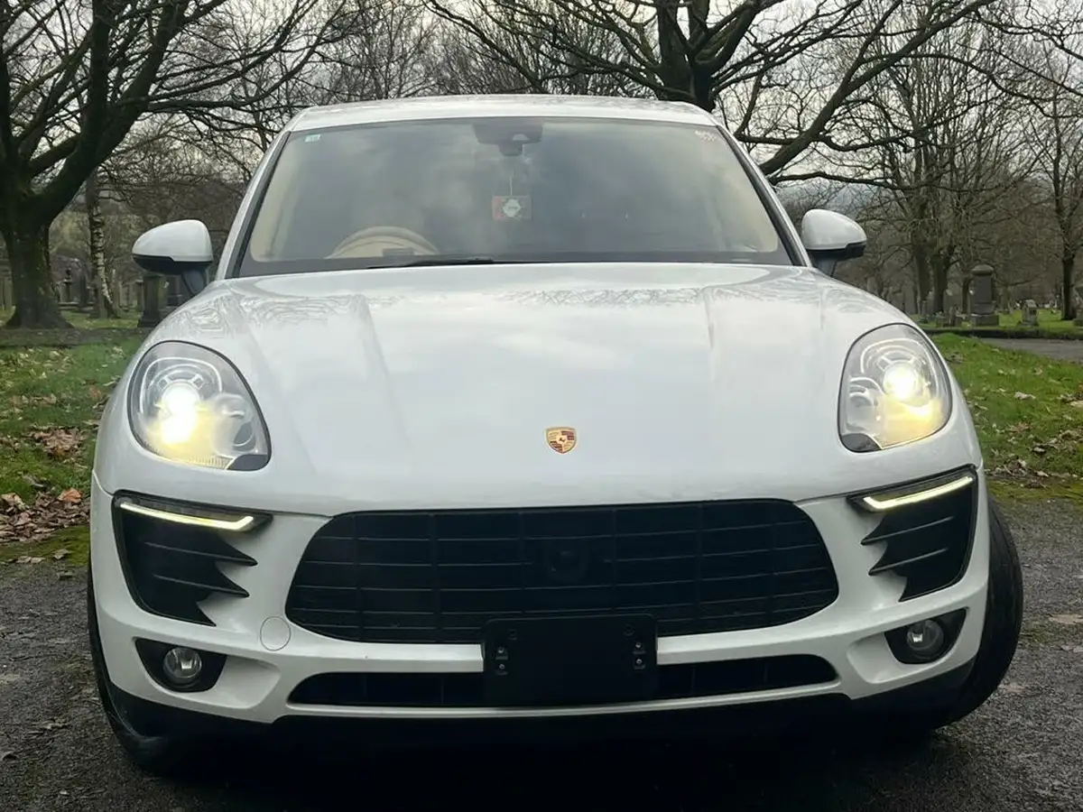 2015-porsche-macan-30-s-big-24