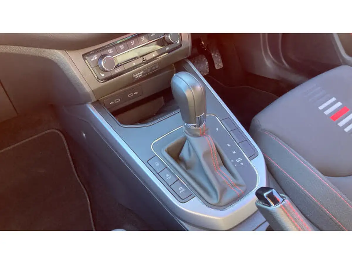2021-seat-arona-10-tsi-fr-red-edition-dsg-big-12