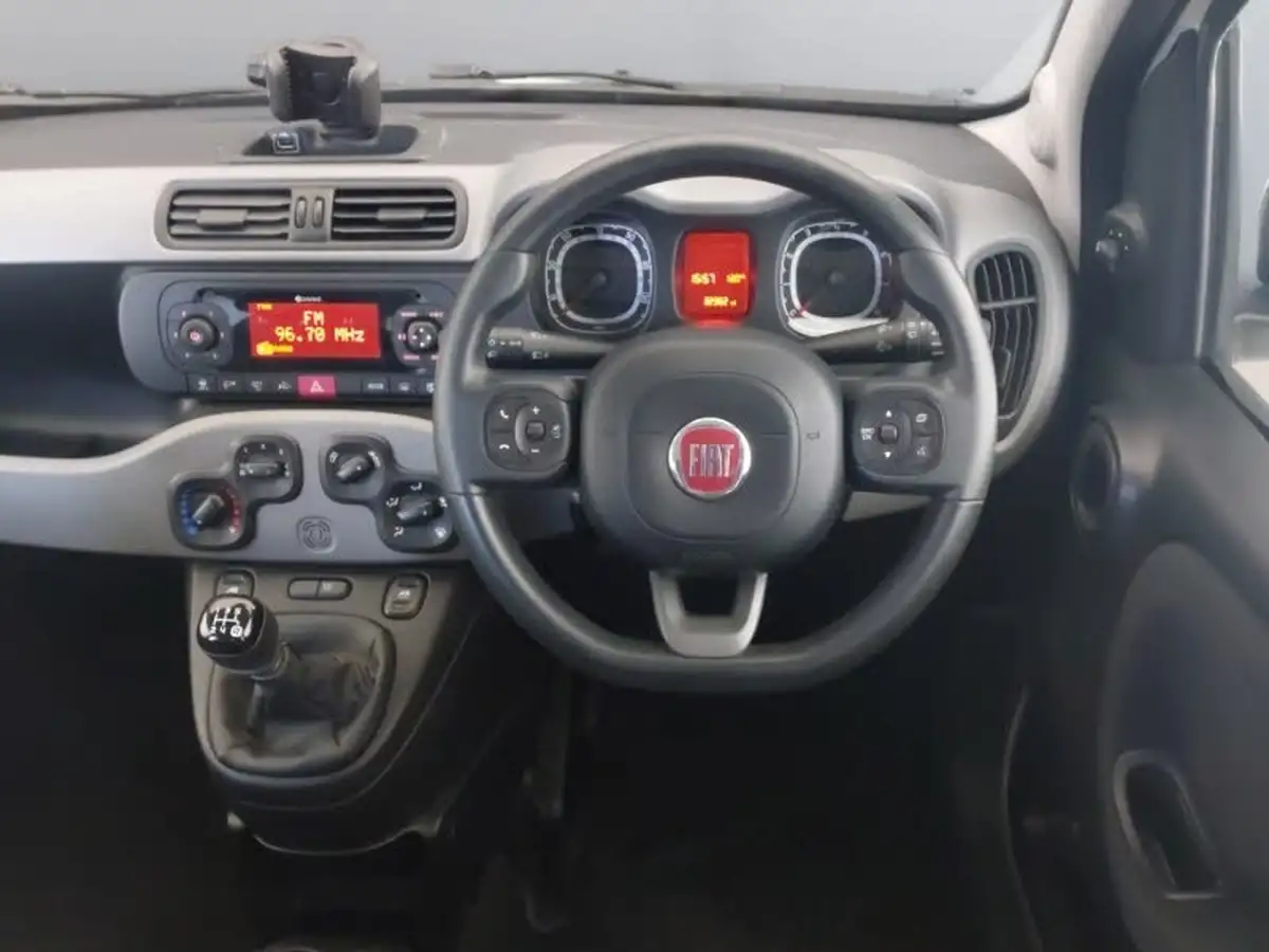2019-fiat-panda-12-lounge-ss-big-6
