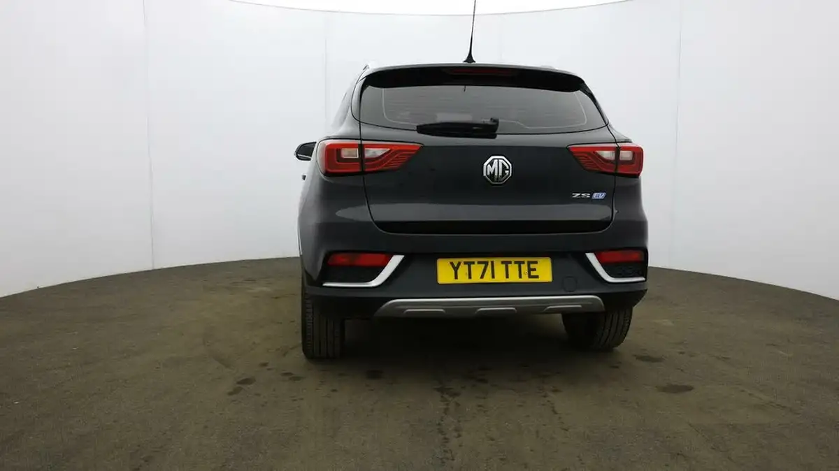 2021-mg-zs-suv-e-exclusive-ev-big-56