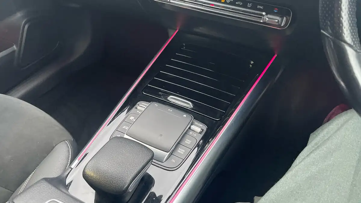 2021-mercedes-benz-b-class-20d-b180d-amg-line-executive-edition-big-19