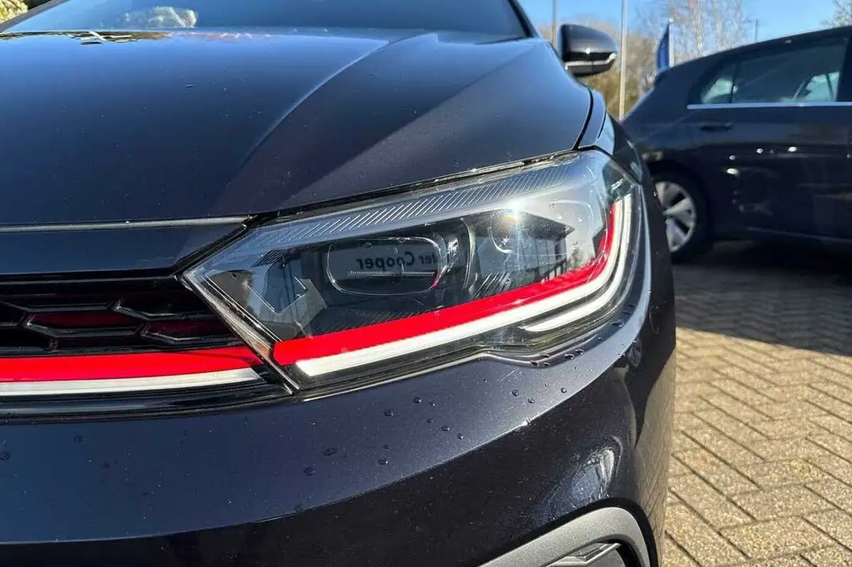 2022-volkswagen-polo-big-20