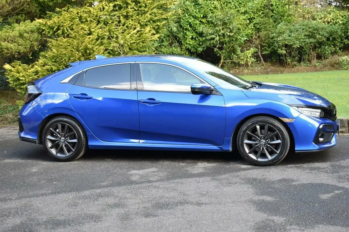2020-honda-civic-16-i-dtec-sr-hatchback-5d-big-1