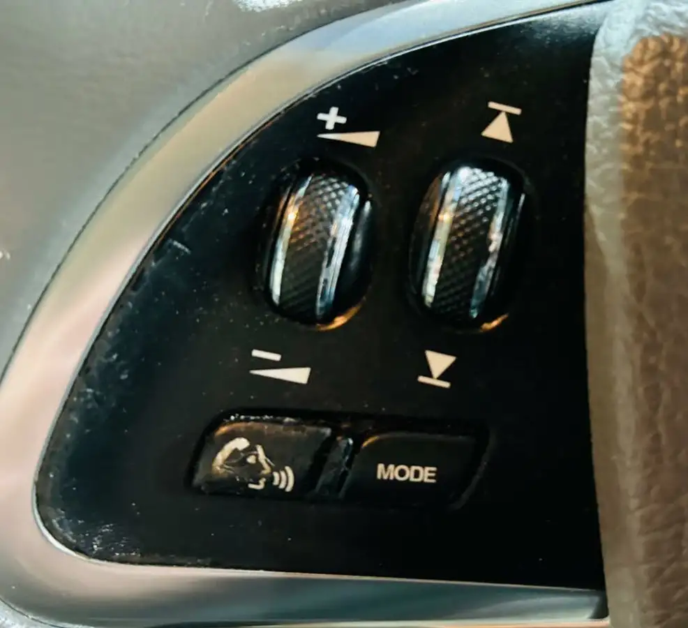 2012-jaguar-xf-22td-premium-luxury-190ps-saloon-4d-auto-big-17