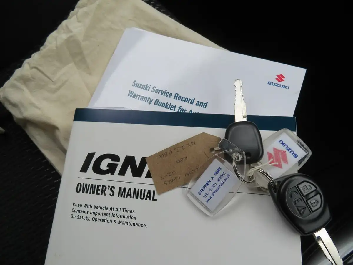 2023-suzuki-ignis-12-dualjet-sz-t-big-30