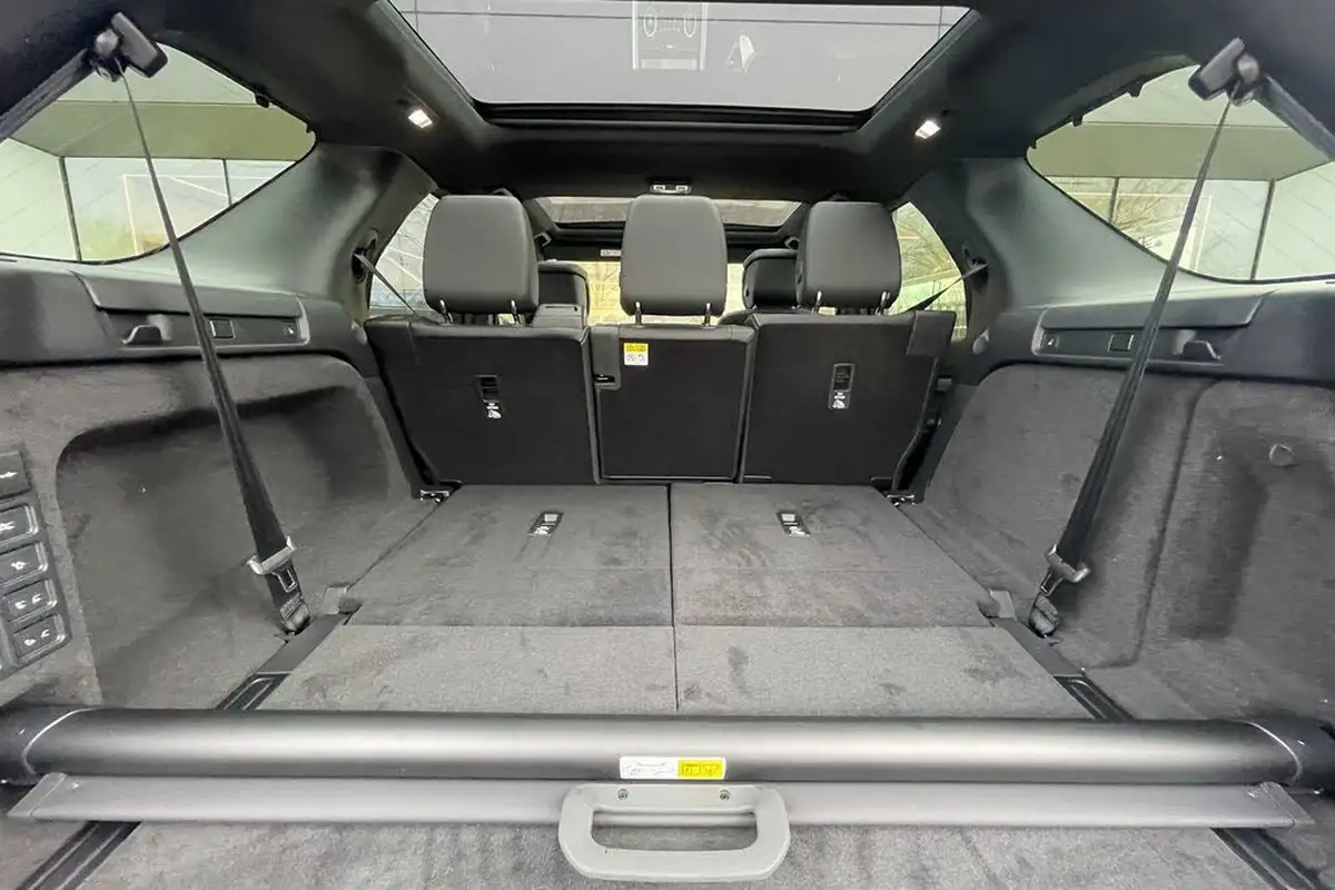 2024-land-rover-discovery-30-d350-dynamic-hse-big-46