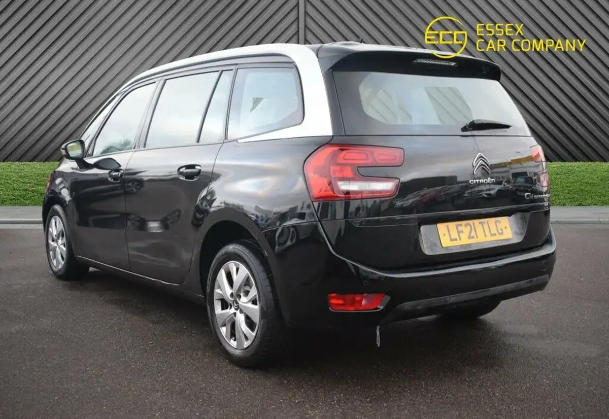 2021-citroen-grand-c4-spacetourer-15bluehdi-touch-plus-ss-big-10