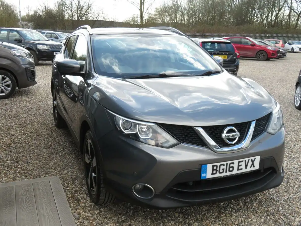 2016-nissan-qashqai-15dci-n-connecta-big-28