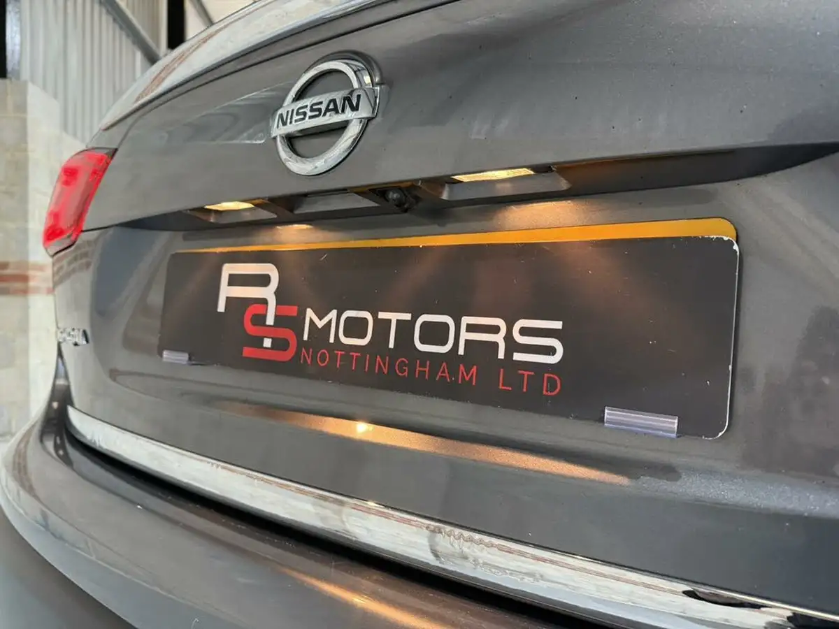 2015-nissan-qashqai-16dci-tekna-4x4-glass-roof-big-48