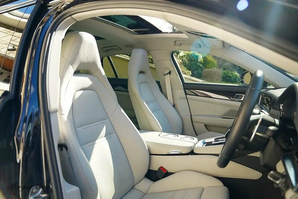 2022-porsche-panamera-30-4-e-hybrid-sport-turismo-big-30