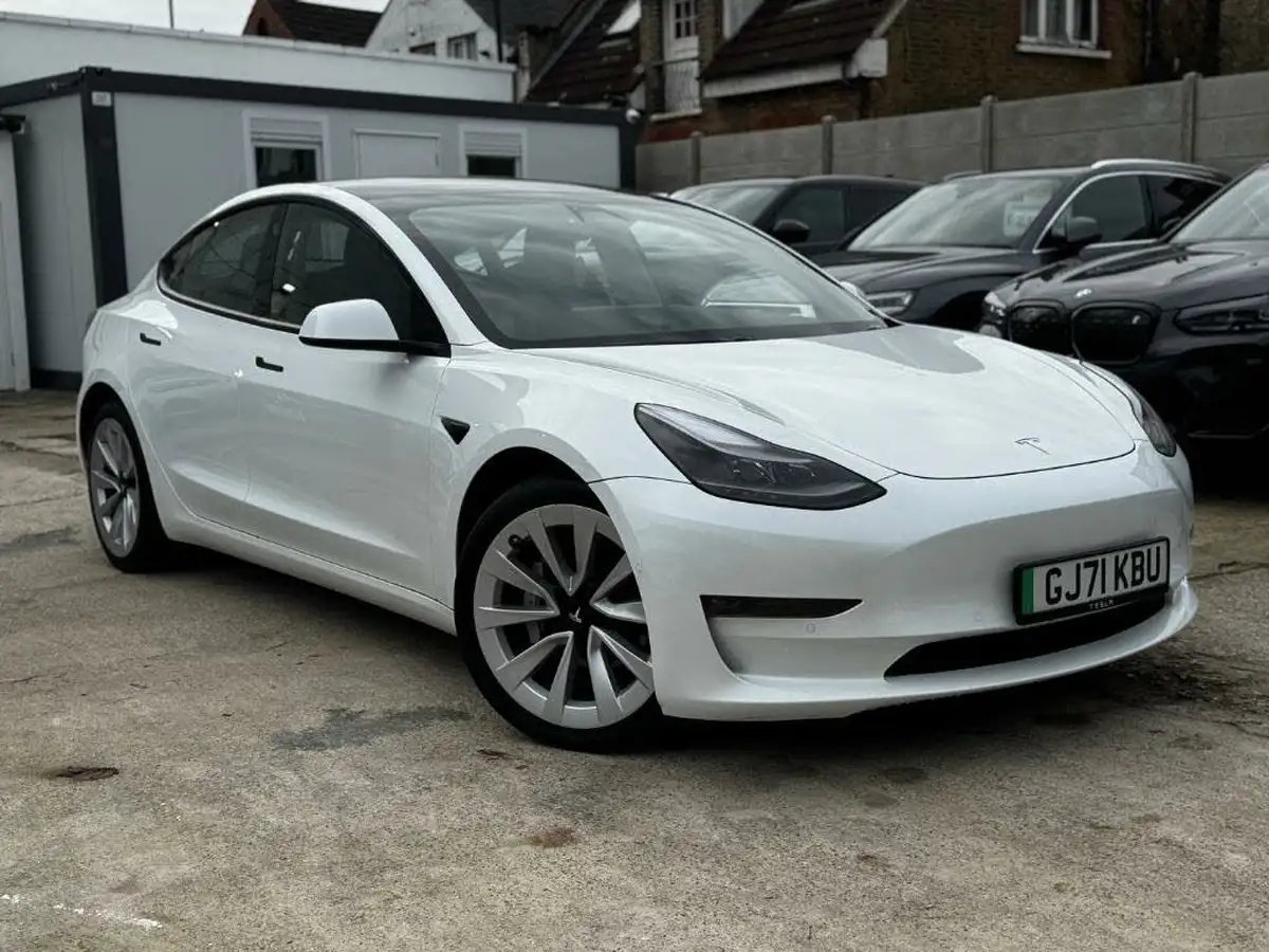 2021-tesla-model-3-e-long-range-awd-big-3