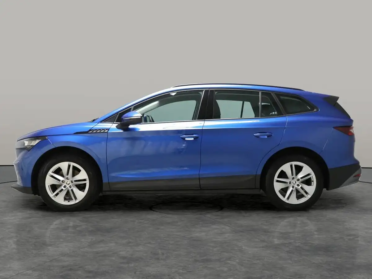 2022-skoda-enyaq-e-60-big-15