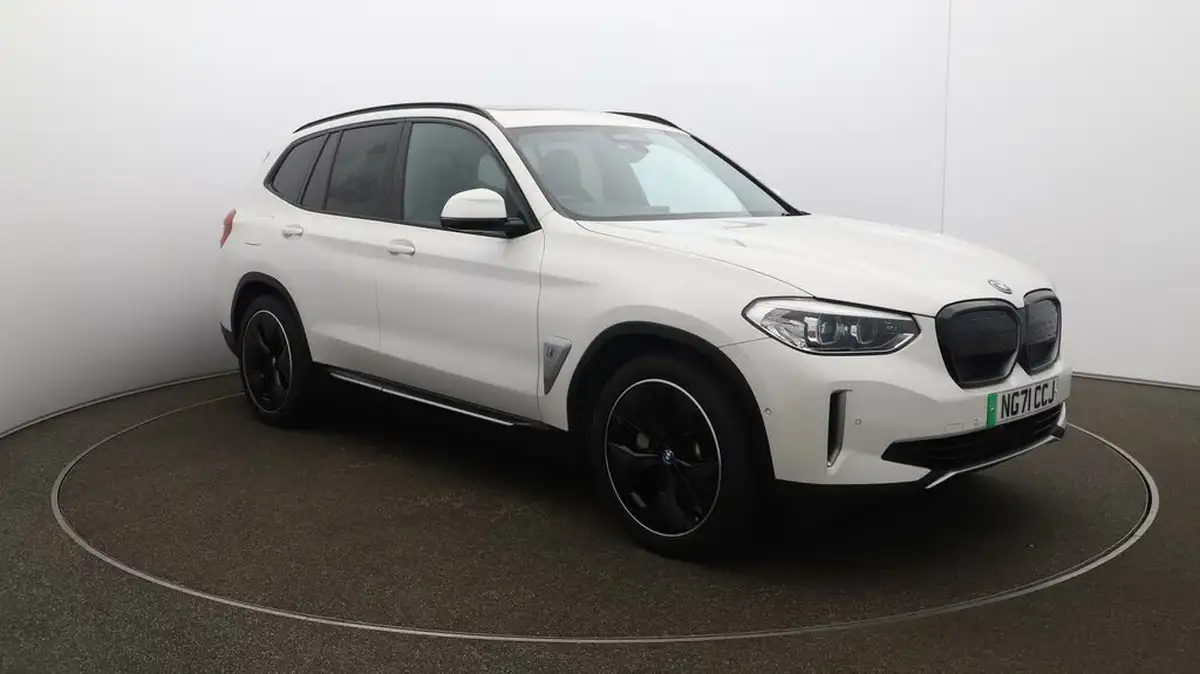 2021-bmw-ix3-e-premier-edition-big-1