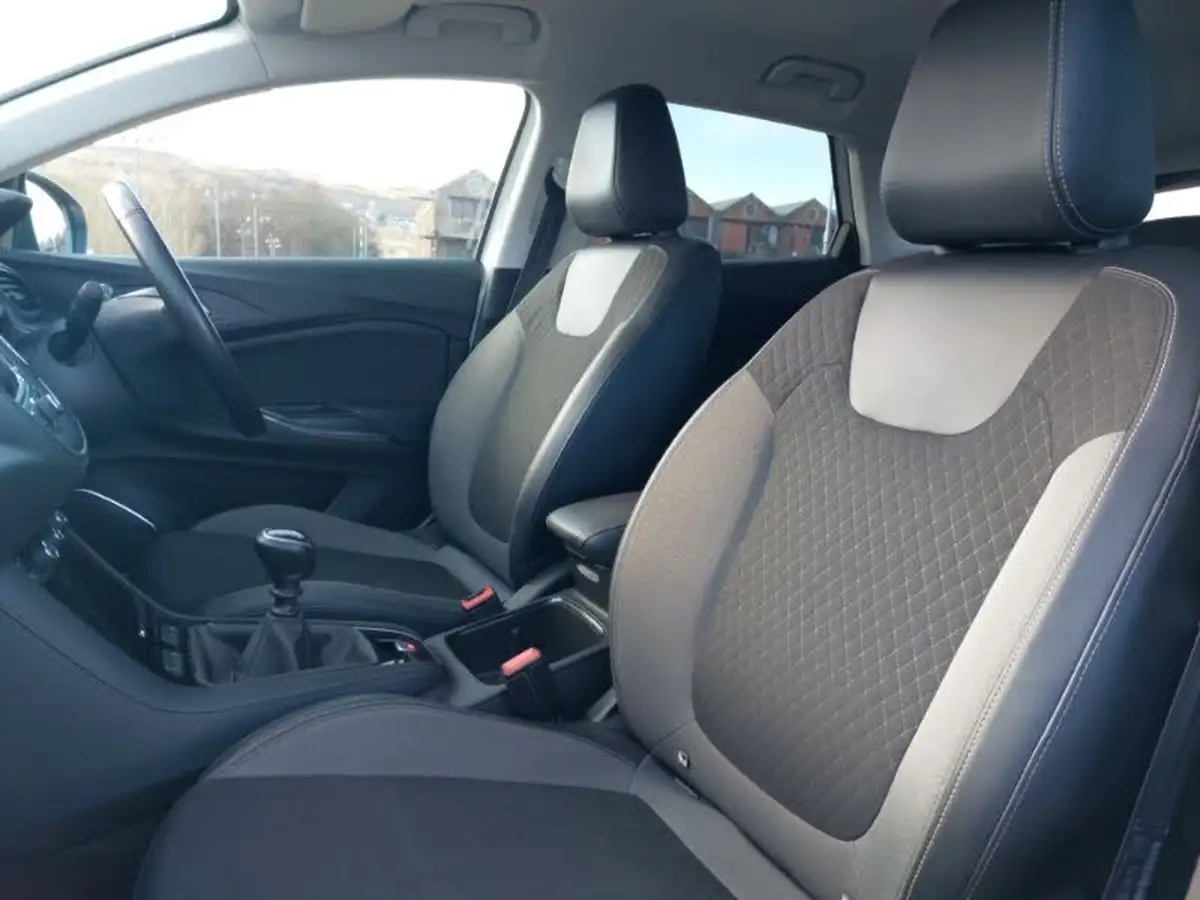2020-vauxhall-grandland-x-12-sri-nav-big-4